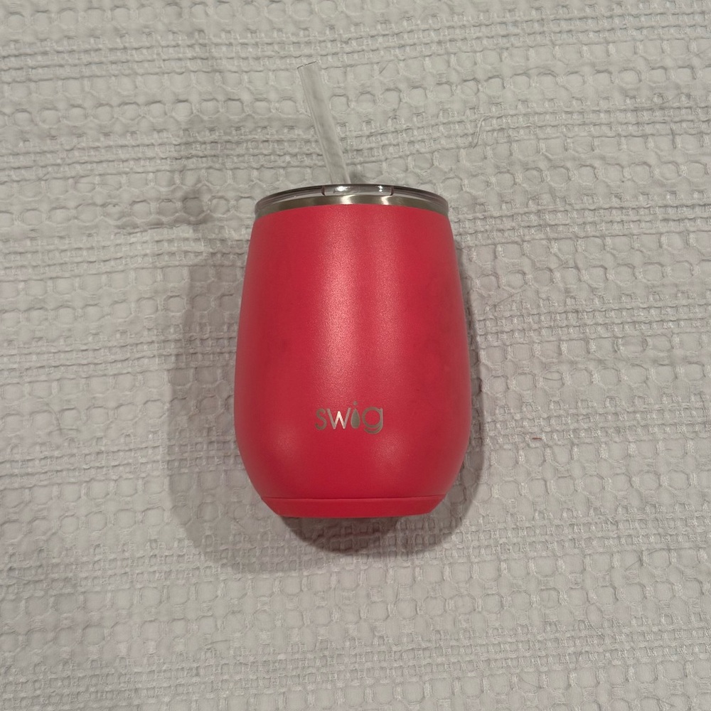 Swig Pink Insulated Wine Tumbler